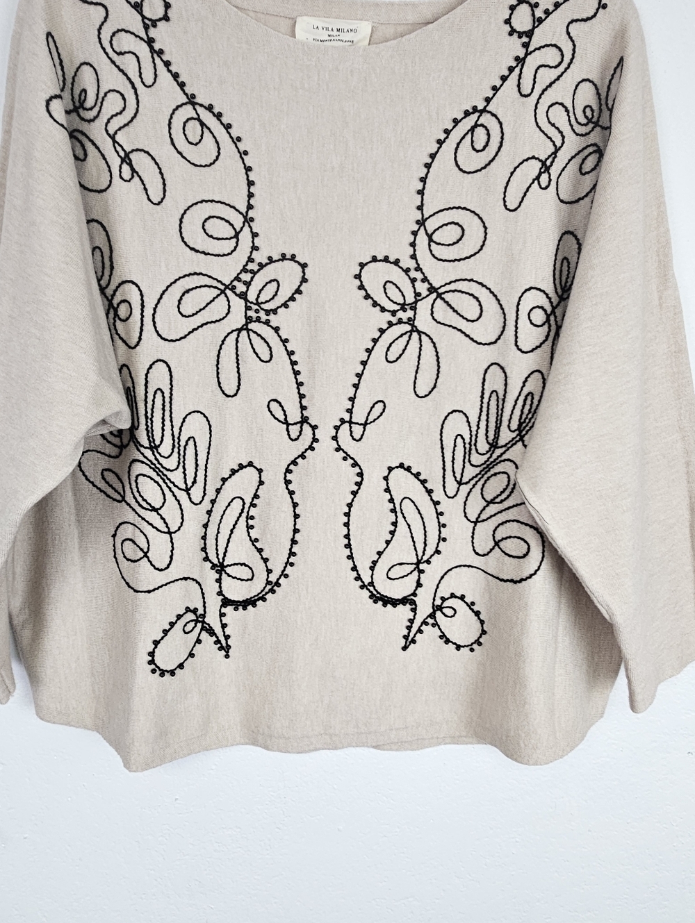 LA VILA MILANO Beige Beaded Embroidered Knit Sweater Sz L Coastal Quiet Luxury - Picture 5 of 10